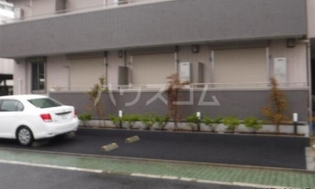 2/6 駐車場