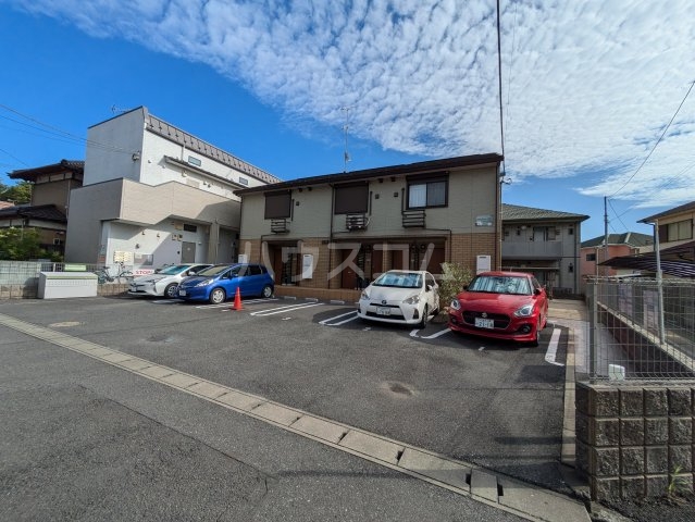 28/30 駐車場