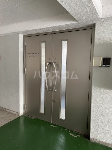 29/30 エントランス