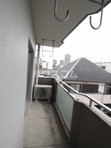 19/30 バルコニー