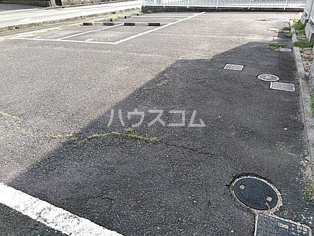 17/24 駐車場