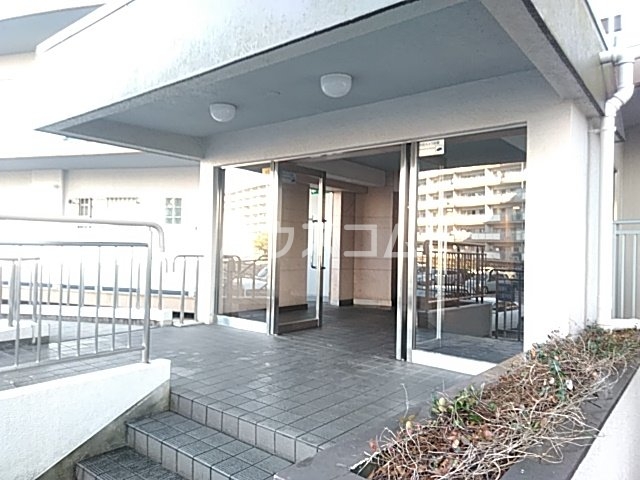 15/17 エントランス