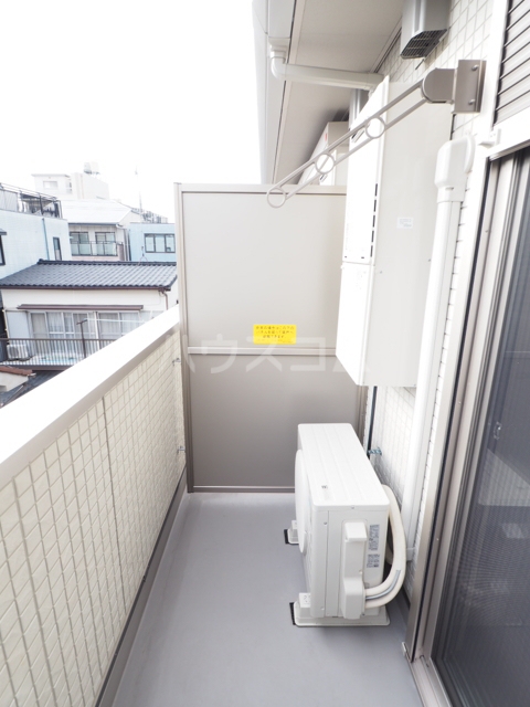 16/28 バルコニー