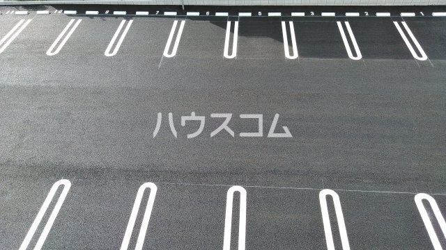 16/26 駐車場