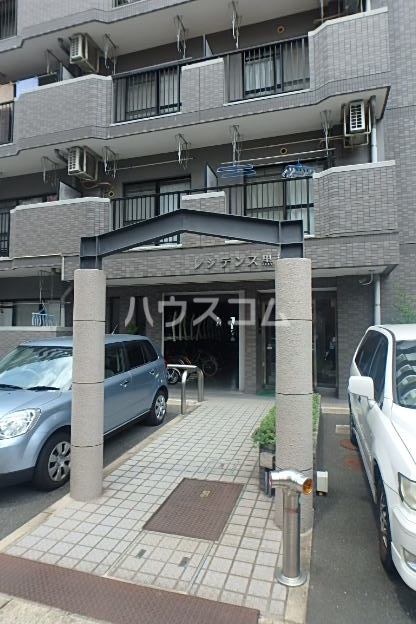 22/30 エントランス