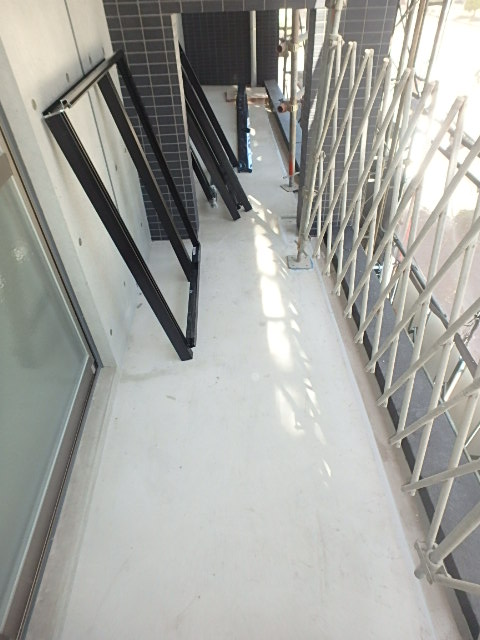 18/30 バルコニー