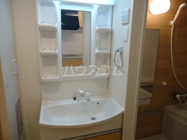 17/30 洗面
