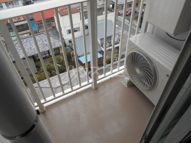 13/21 バルコニー