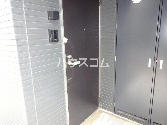 14/15 エントランス