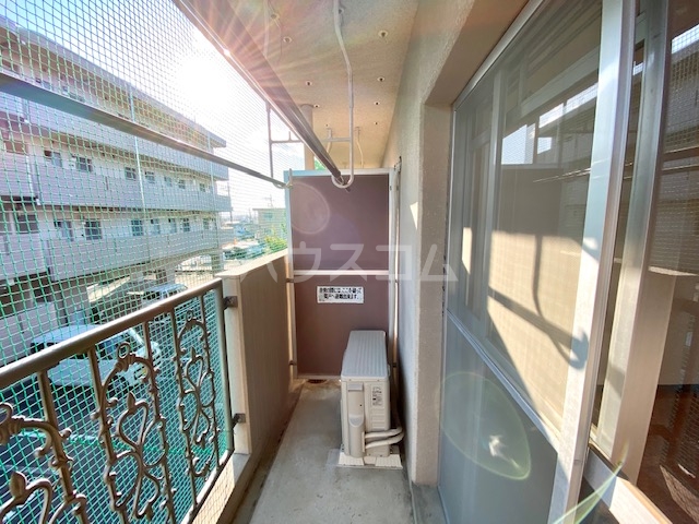 18/23 バルコニー