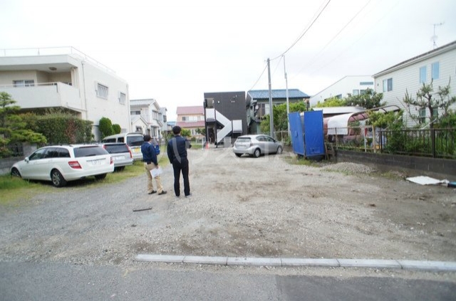 4/13 駐車場