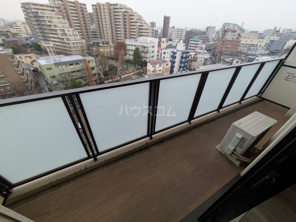 23/30 バルコニー