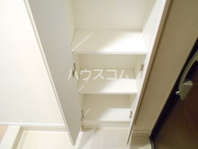 13/30 玄関