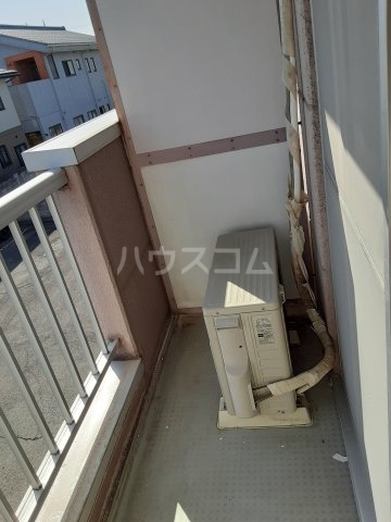 13/19 バルコニー