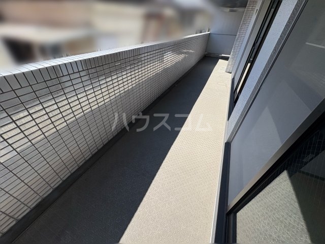 19/30 バルコニー