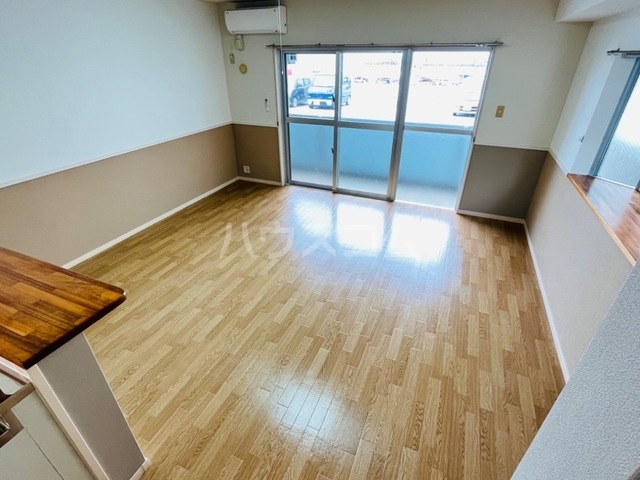 13/20 バルコニー