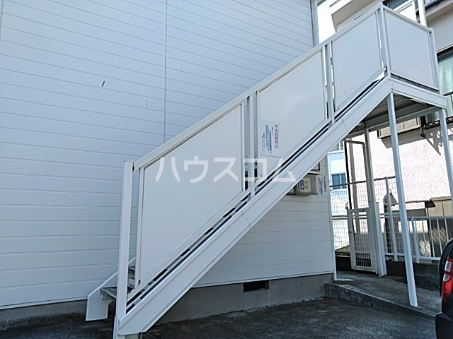 16/26 エントランス