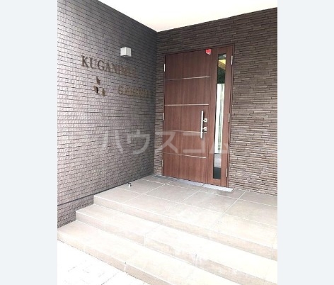 14/20 エントランス