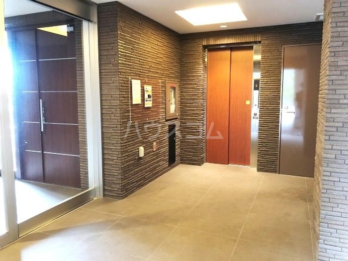 3/5 エントランス