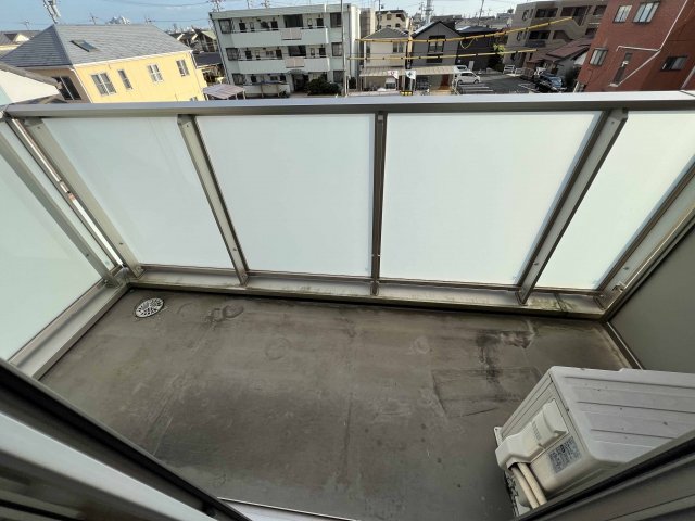 21/28 バルコニー