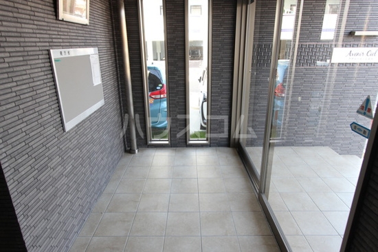 15/20 エントランス