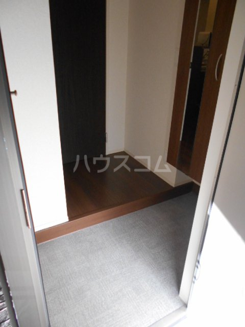 13/30 玄関