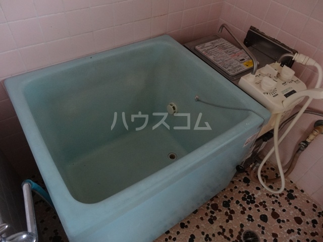 14/28 浴室