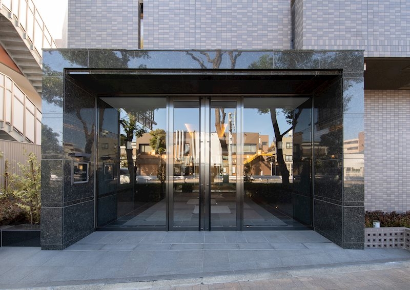 15/18 エントランス