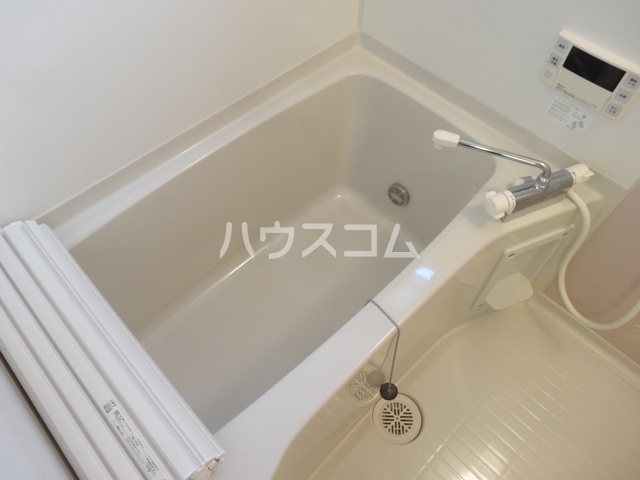 14/30 浴室
