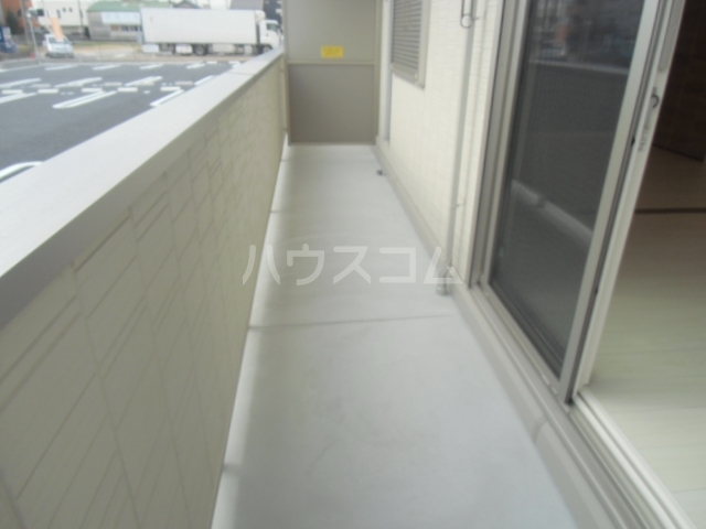 17/27 バルコニー