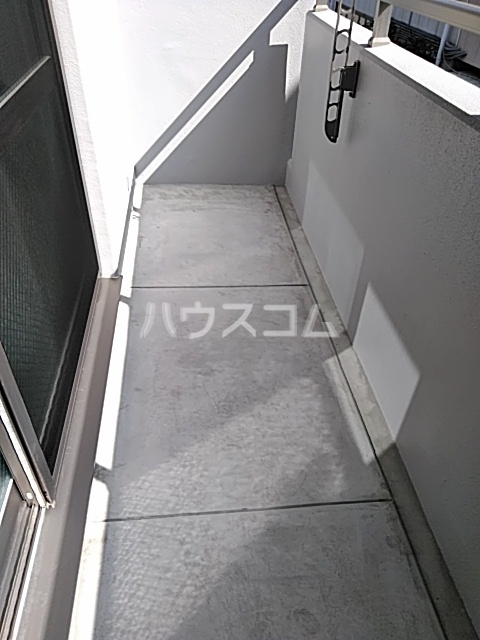 23/30 バルコニー