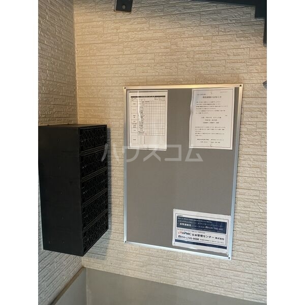 17/28 エントランス