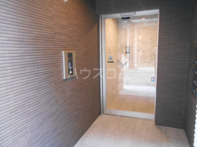 14/24 エントランス