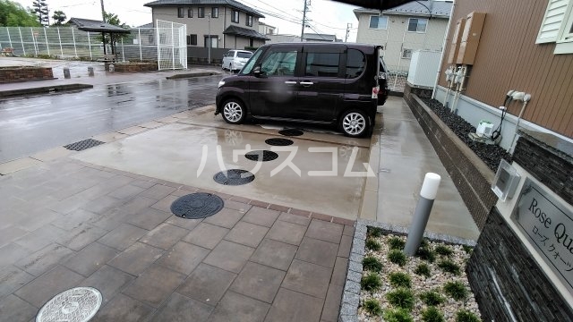 26/30 駐車場