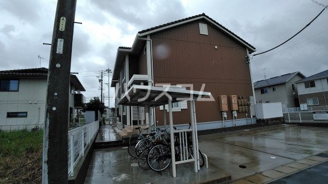 27/30 駐車場