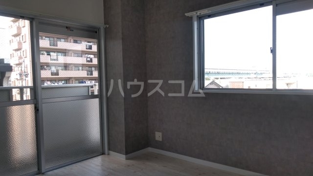 13/30 寝室