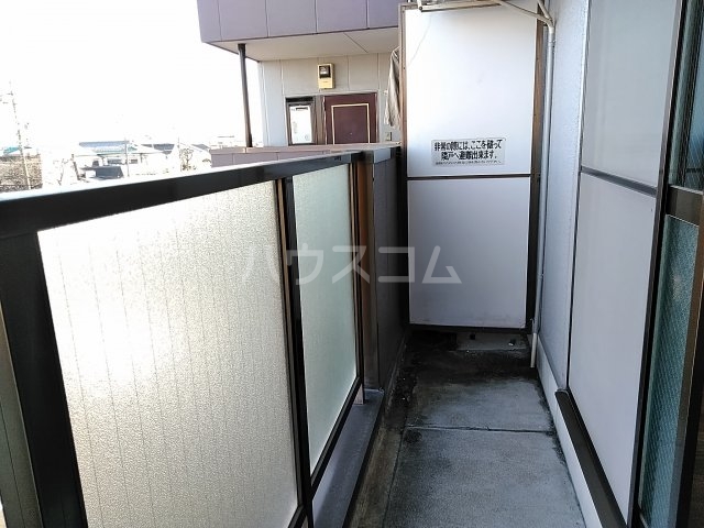 18/28 バルコニー