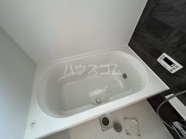 17/30 浴室