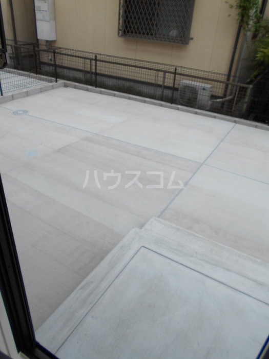 13/28 バルコニー