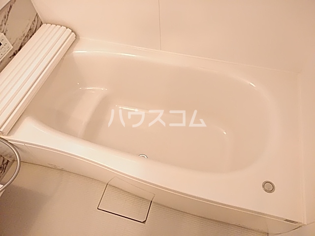 14/30 浴室
