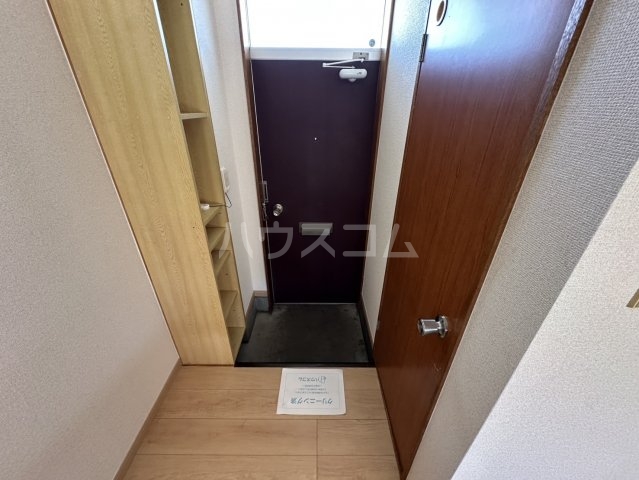 14/30 玄関