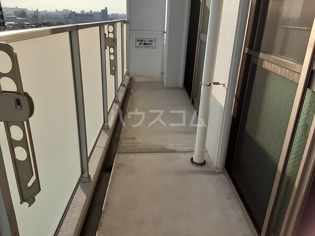20/30 バルコニー