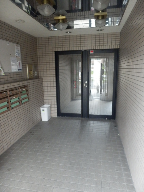 20/25 エントランス