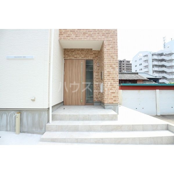 15/20 エントランス