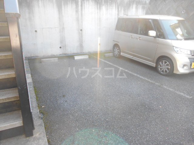 2/6 駐車場