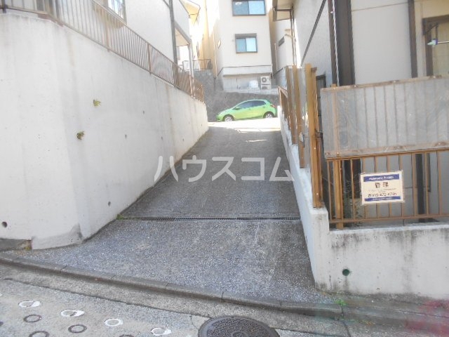 14/15 エントランス