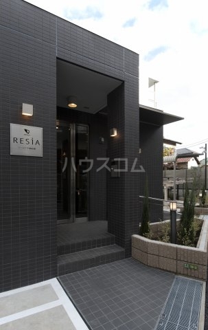 14/20 エントランス