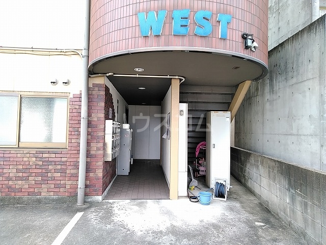 29/30 エントランス