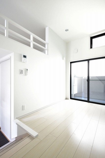 13/23 バルコニー