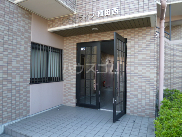 25/28 エントランス